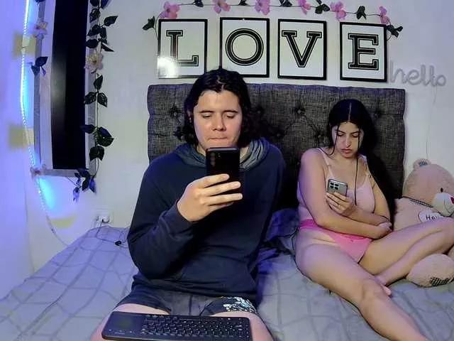 Emy23Jack23 on BongaCams 