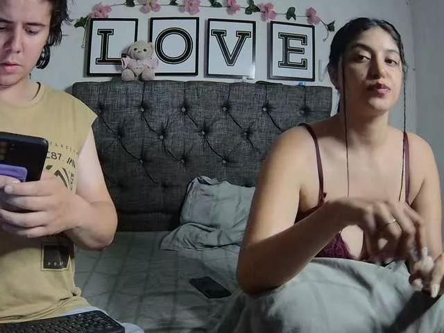 Emy23Jack23 on BongaCams 