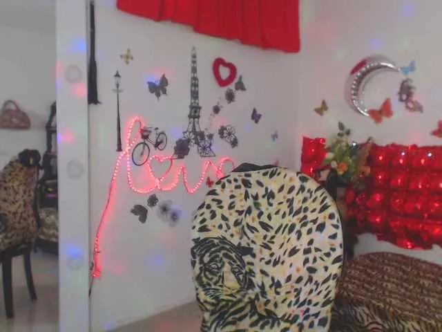 flacapaola11 on BongaCams 