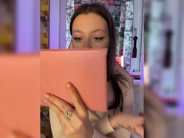 henby-streams on BongaCams 