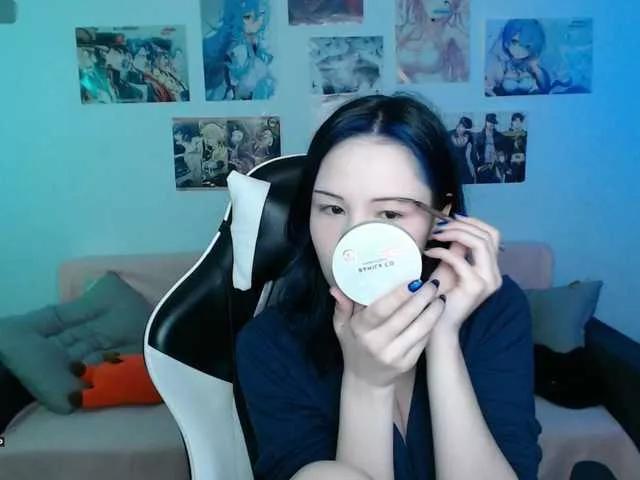 Hugo-Min on BongaCams 