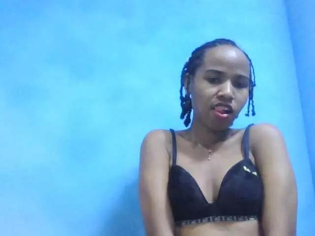 Imanoellah on BongaCams