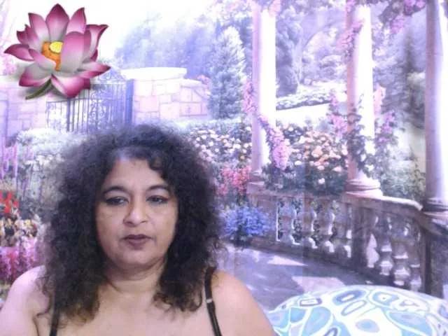indianstar75 on BongaCams 