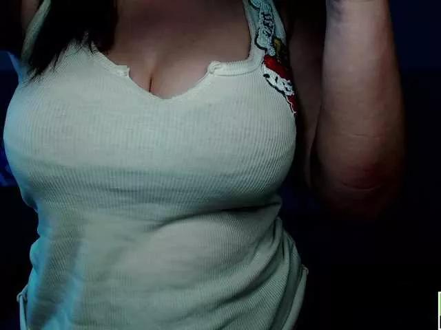 IvannaAmali661 on BongaCams 