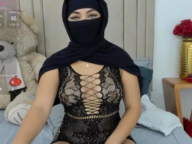 izadii on BongaCams