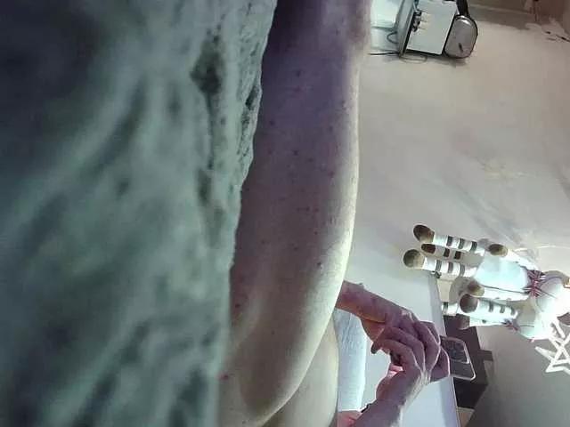 Jadinka333 on BongaCams 