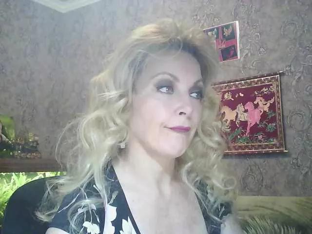 JanessNE on BongaCams 