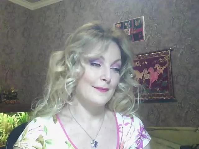JanessNE on BongaCams 
