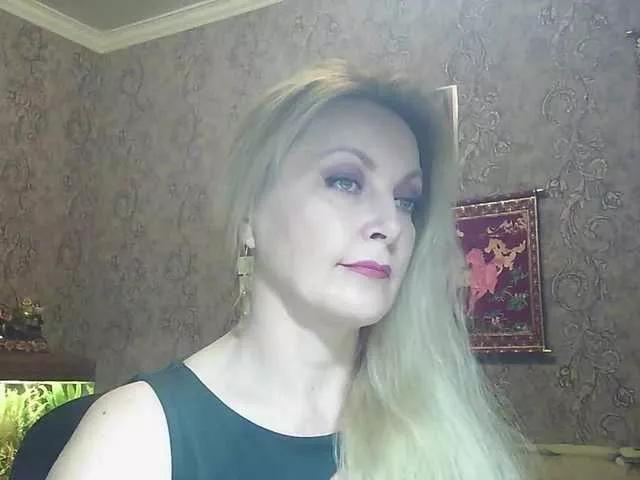 JanessNE on BongaCams 