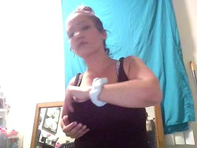 Juiicy01 on BongaCams 
