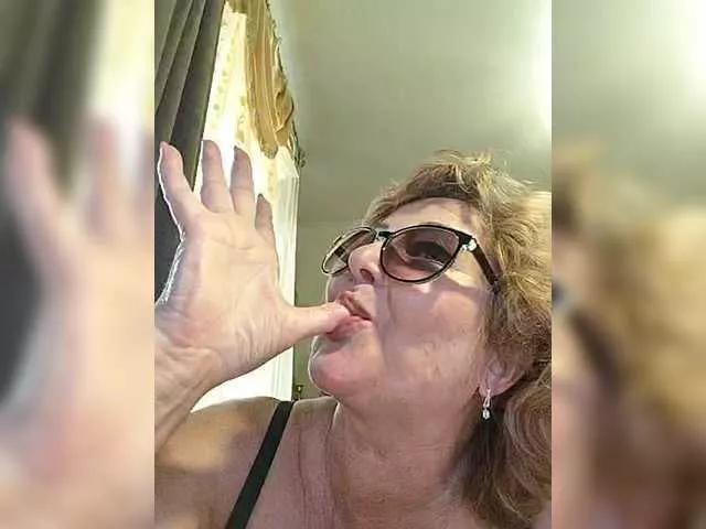 KarinkaSweet on BongaCams 