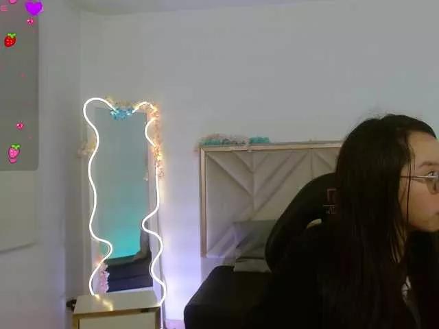 Karly-tay on BongaCams 
