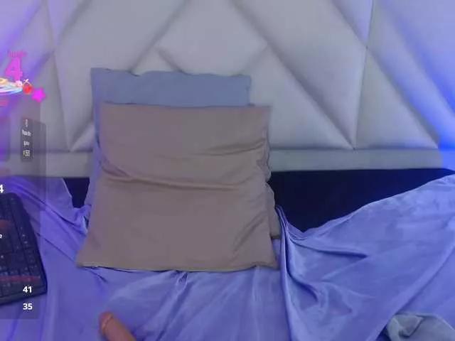 Karly-tay on BongaCams 