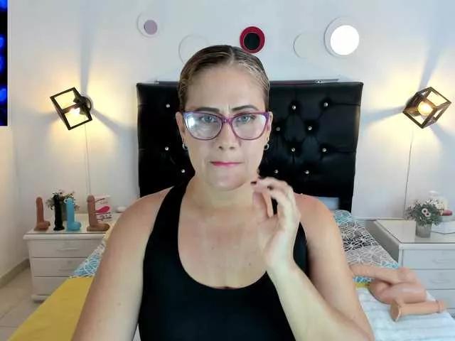 KathiaHunt on BongaCams 