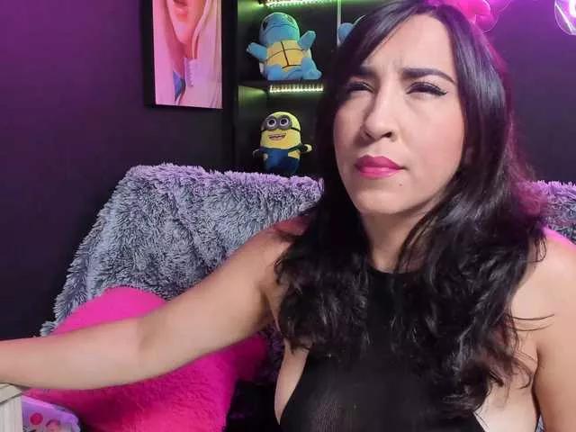 Katiehill on BongaCams 