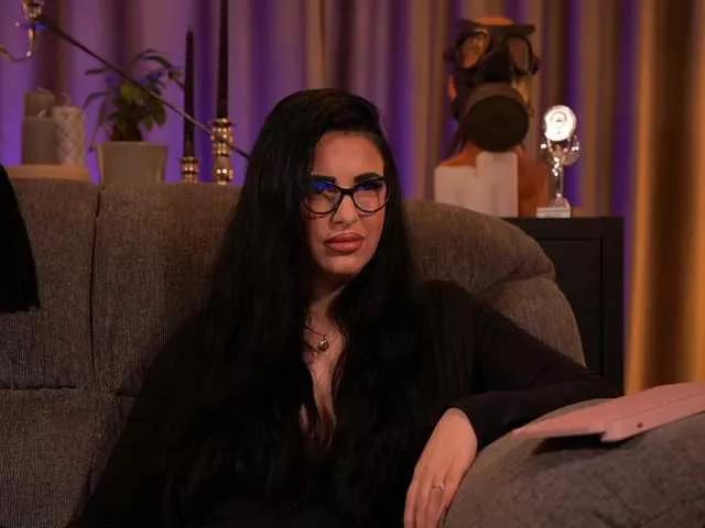 KellyKent on BongaCams 
