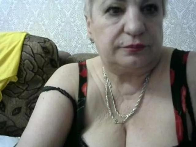 lara45 on BongaCams 