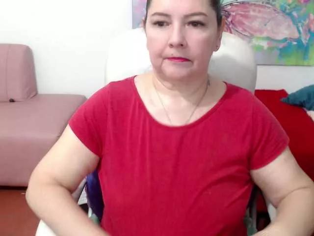leonela on BongaCams 