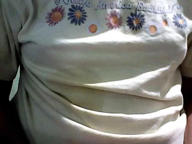 lickmae on BongaCams 