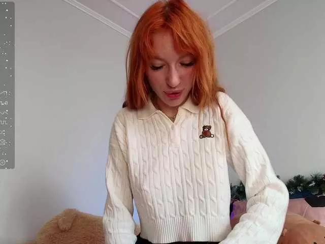 LillyMays on BongaCams