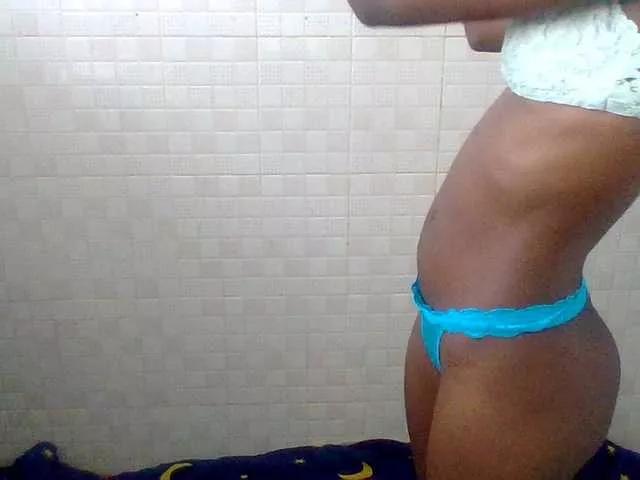 LilyAva2 on BongaCams 