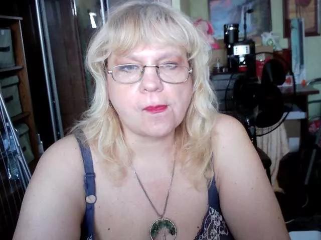 LOLA88888 on BongaCams 