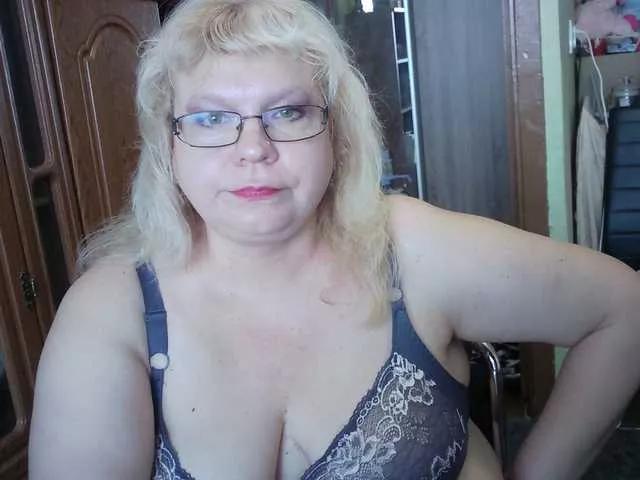 LOLA88888 on BongaCams 