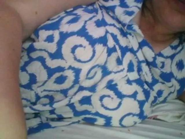 Luci22 on BongaCams 