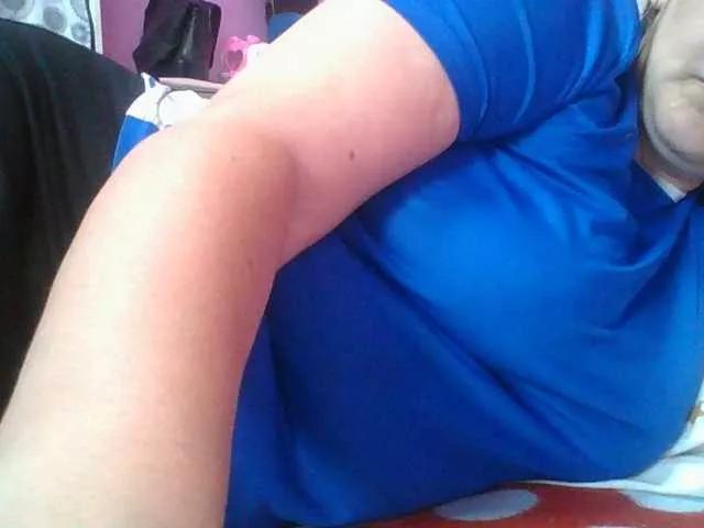 Luci22 on BongaCams 