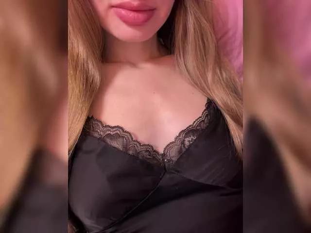 Madison01 on BongaCams 