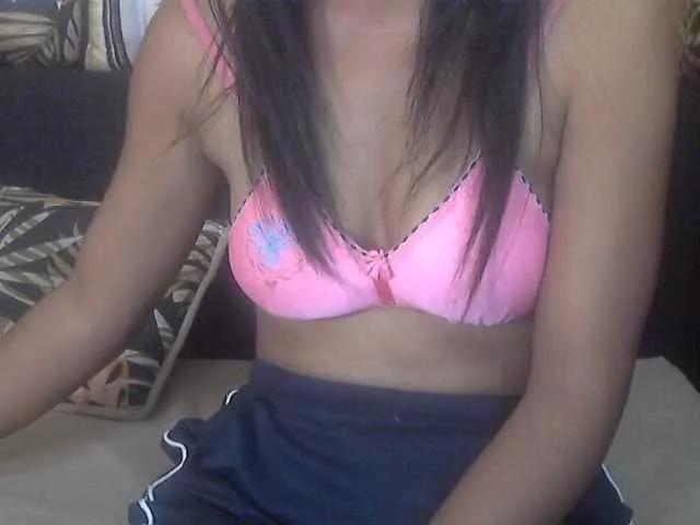Maellah31 on BongaCams 