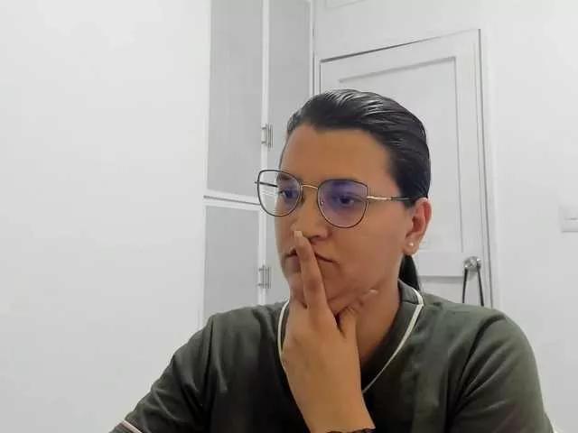MARILYNG on BongaCams 