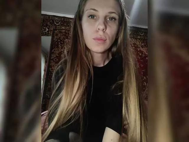 Marina-9819 on BongaCams 