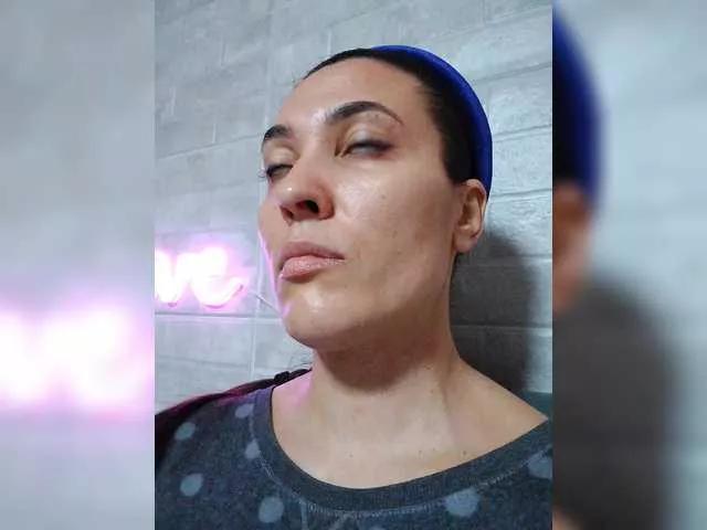 Marina4Love on BongaCams 