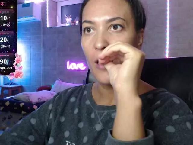 Marina4Love on BongaCams 