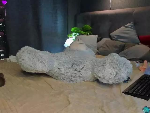 MaryShiota on BongaCams 