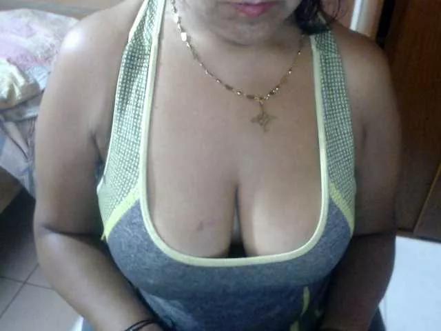 Meganny2023 on BongaCams 