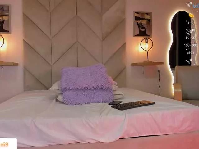 Mia-Starr on BongaCams 