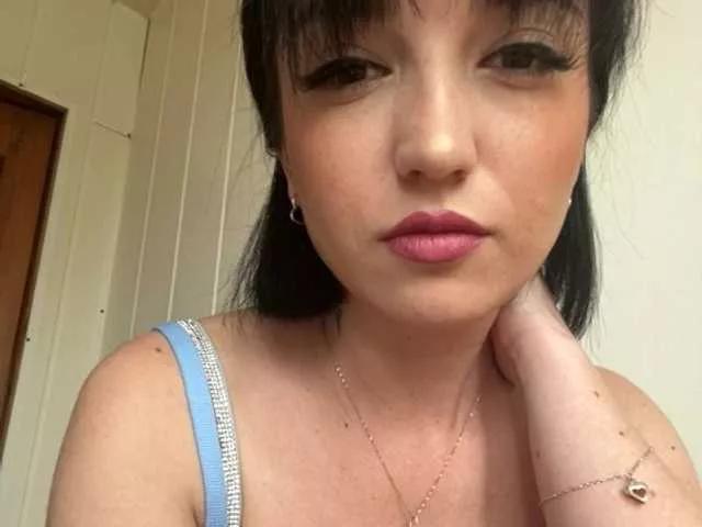 MidnightEva on BongaCams 