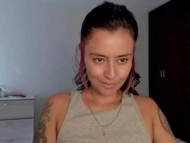 milagrey1 on BongaCams 