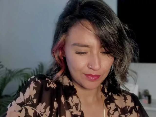 milagrey1 on BongaCams 