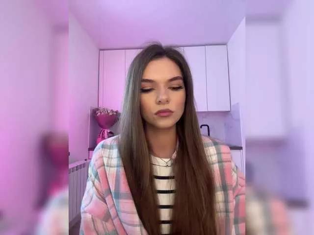 mirrrrra on BongaCams 