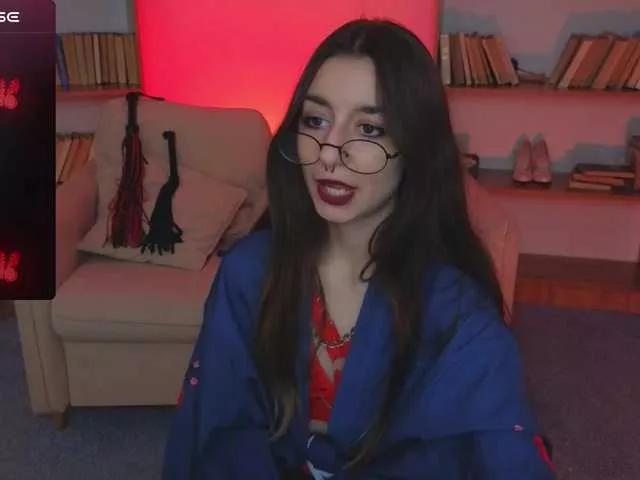 Freechat MistressMarcelline on BongaCams