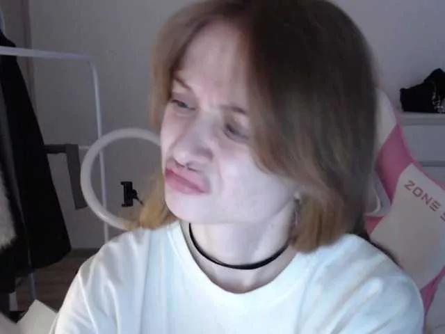 mnepohuyy on BongaCams 