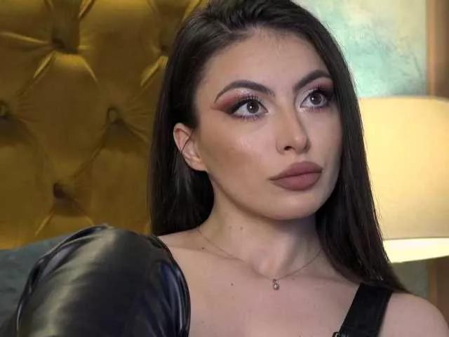 MoniqueMinx on BongaCams 
