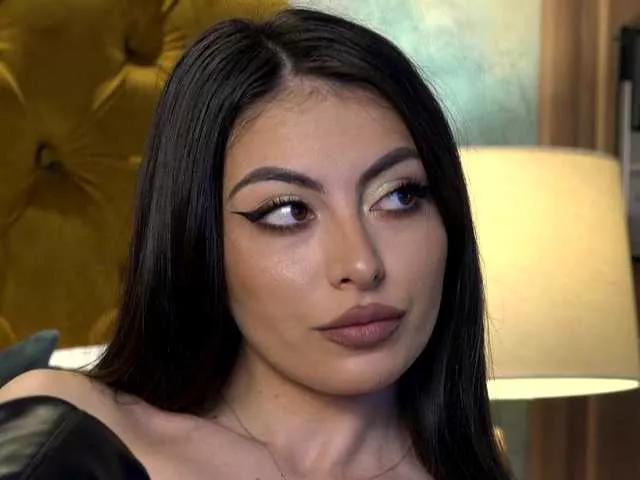 MoniqueMinx on BongaCams 