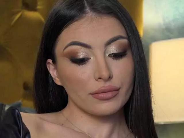 MoniqueMinx on BongaCams 