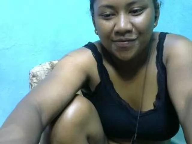 mybigass15 on BongaCams 
