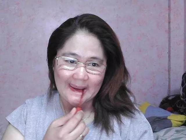 NICEtitspinay on BongaCams 