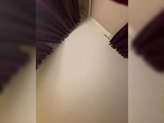 pizzahubb on BongaCams 